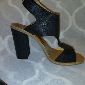 Fiori francesi Leather Heels. Made In Italy Size 37